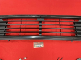 SET Scheinwerfer eckig + Khlergrill ohne Emblem VW Bus T3 79-92 (81-210)