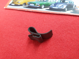 Halteklammer Fensterfhrung VW Kfer Bus T2 (0369-200)