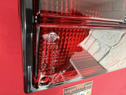 Rckleuchte rechts rot / wei VW Bus T3 Rcklicht mit E-Kennung (0645-618)