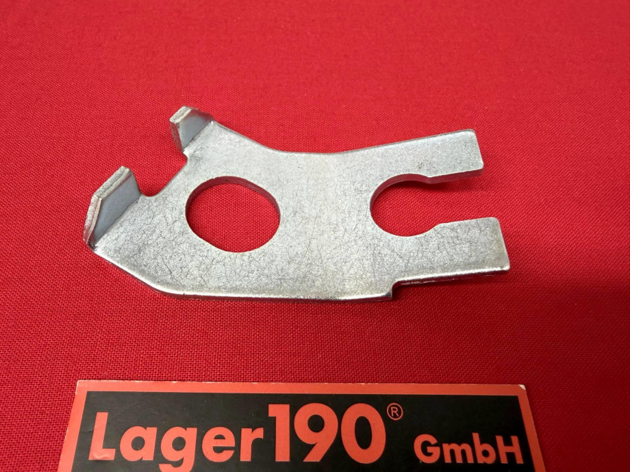 VW Bus T2 ab 08/70 Klammer Bremsschlauch Vorderachse links (1269-310)